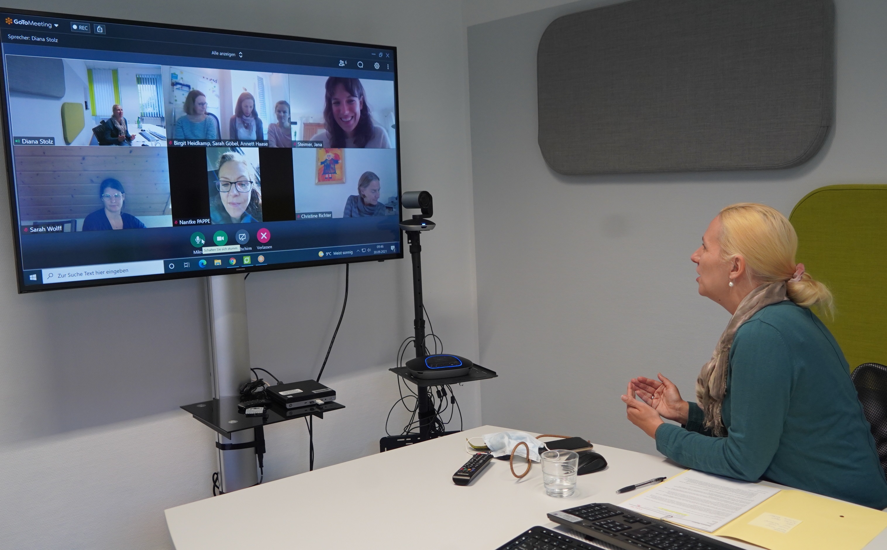 Erste Kreisbeigeordnete und Gesundheitsdezernentin Diana Stolz beim digitalen Austausch mit Hebammen aus dem Kreis Bergstraße.  