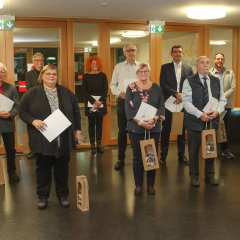 Ehre wem Ehre gebührt: Die Geehrten der verschiedenen Kategorien bei der Verleihung der Silbernen Ehrennadel des Kreises Ende Oktober im Starkenburg Gymnasium in Heppenheim. (Die Veranstaltung fand unter Einhaltung eines detaillierten Hygiene-Konzeptes statt.)