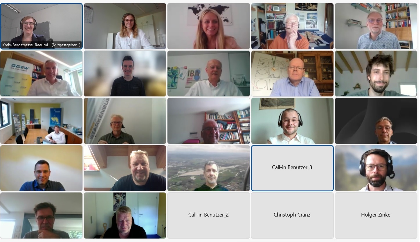 Rund 30 Mitglieder des Bergsträßer Nachhaltigkeitsbeirats nahmen an der jüngst stattgefundenen Nachhaltigkeitsbeiratskonferenz teil. Rund 30 Mitglieder des Bergsträßer Nachhaltigkeitsbeirats nahmen an der jüngst stattgefundenen Nachhaltigkeitsbeiratskonferenz teil.