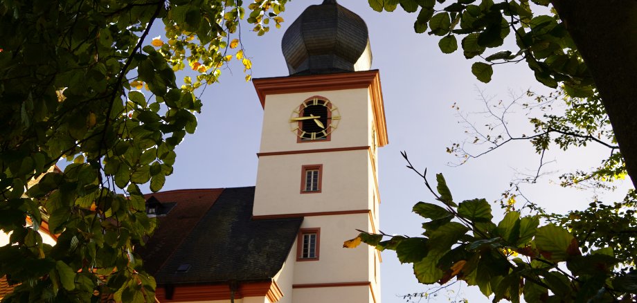 Der Rundweg durch Bürstadt führt unter anderem an der katholischen Kirche St. Michael vorbei. 