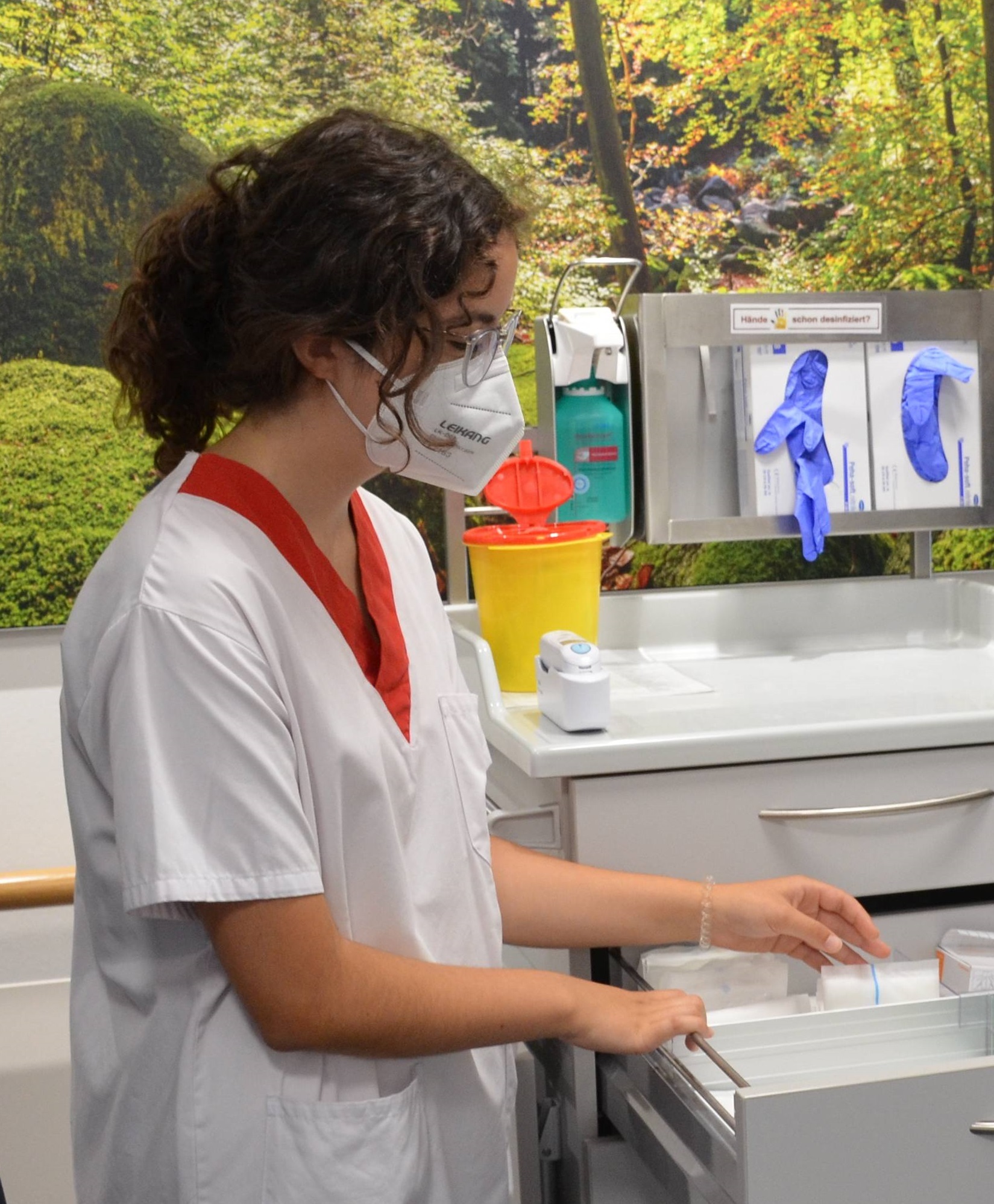 Höchst zufrieden: Im vergangenen Jahr nahm Lia Schaider an der Praktikumswoche Bergstraße teil und konnte unter anderem einen Schnuppertag im Bensheimer Heilig-Geist-Hospital machen.