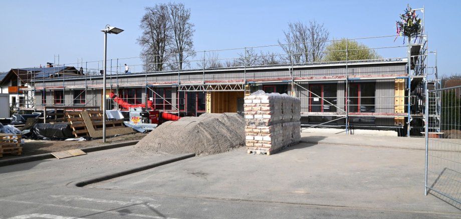Richtfest Müller-Guttenbrunn-Schule Fürth Der fertiggestellte Rohbau der Schule.