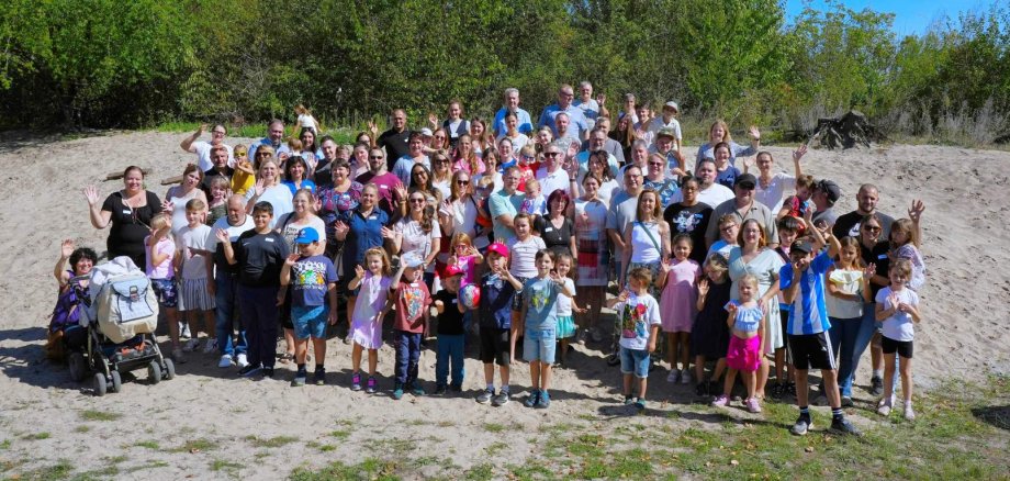 Pflegefamilienfest Beim 16. Pflegefamilienfest im Naturschutzzentrum Bensheim kamen rund 36 Pflegefamilien zum Spielen, Entdecken und vor allem Austauschen zusammen.