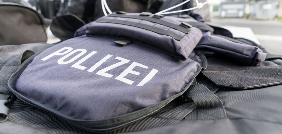 Polizeiausüstung 1 Polizeiausüstung 1