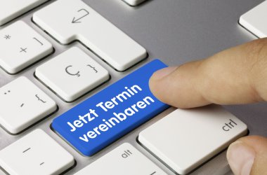 Jetzt Termin vereinbaren Tastatur Finger