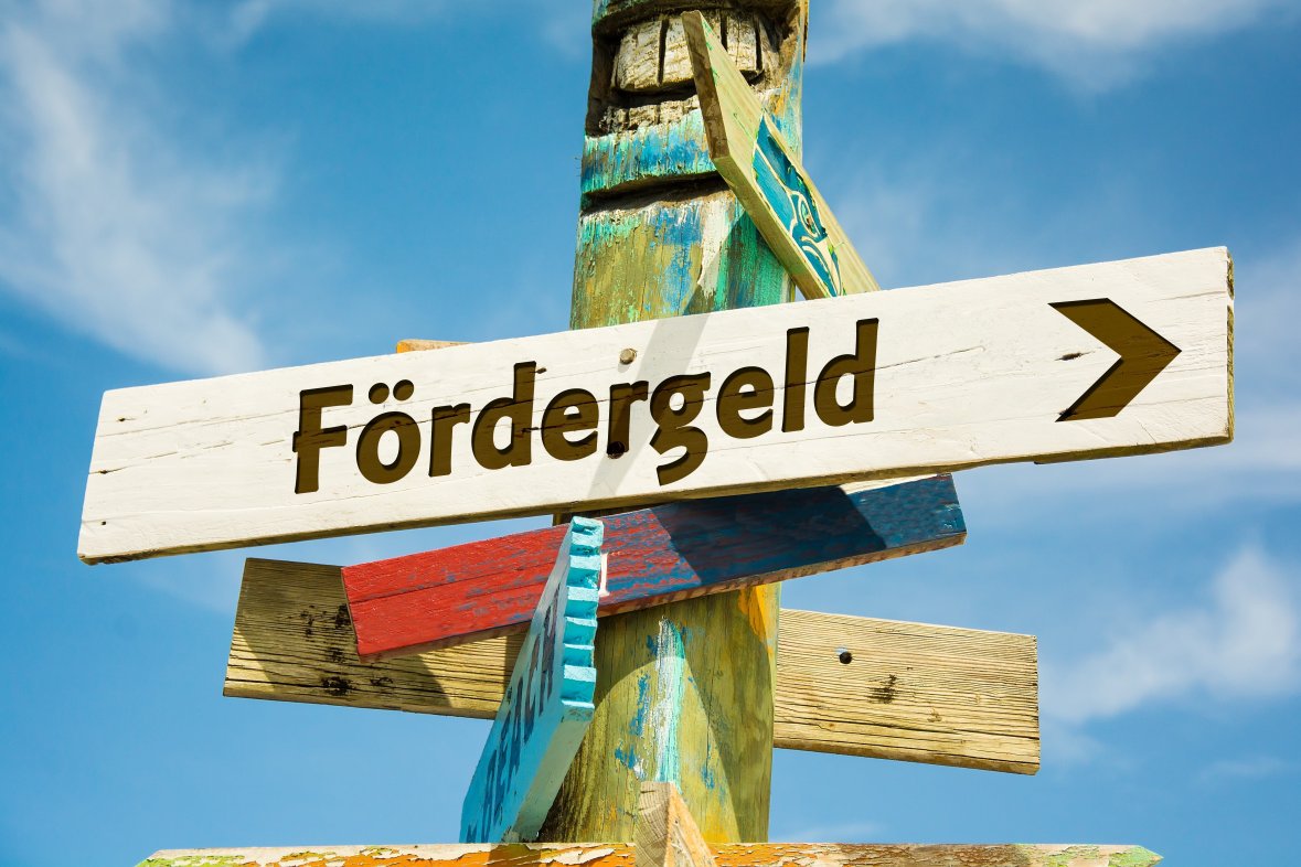 Holzschild Fördergeld