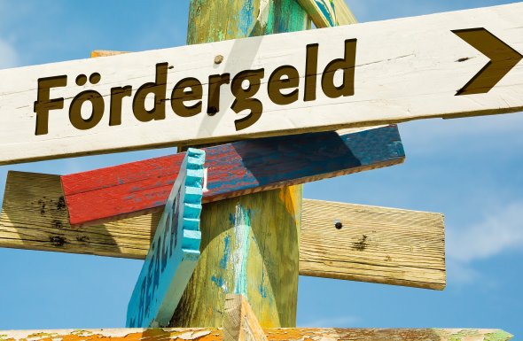 Holzschild Fördergeld
